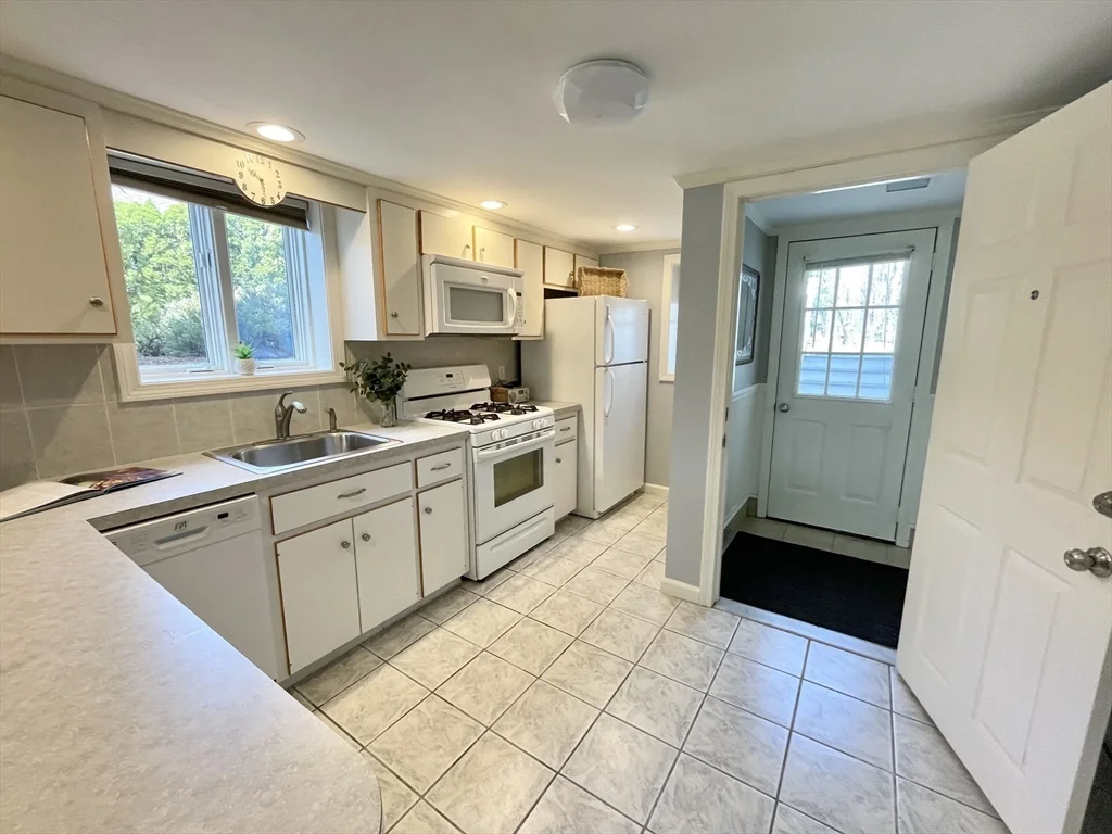 73 Benefit, Mansfield