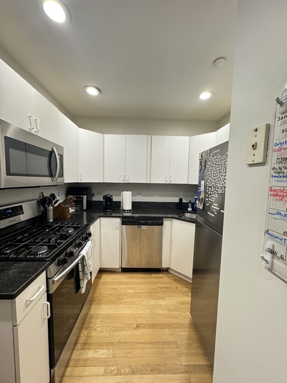 389 W Broadway, South Boston