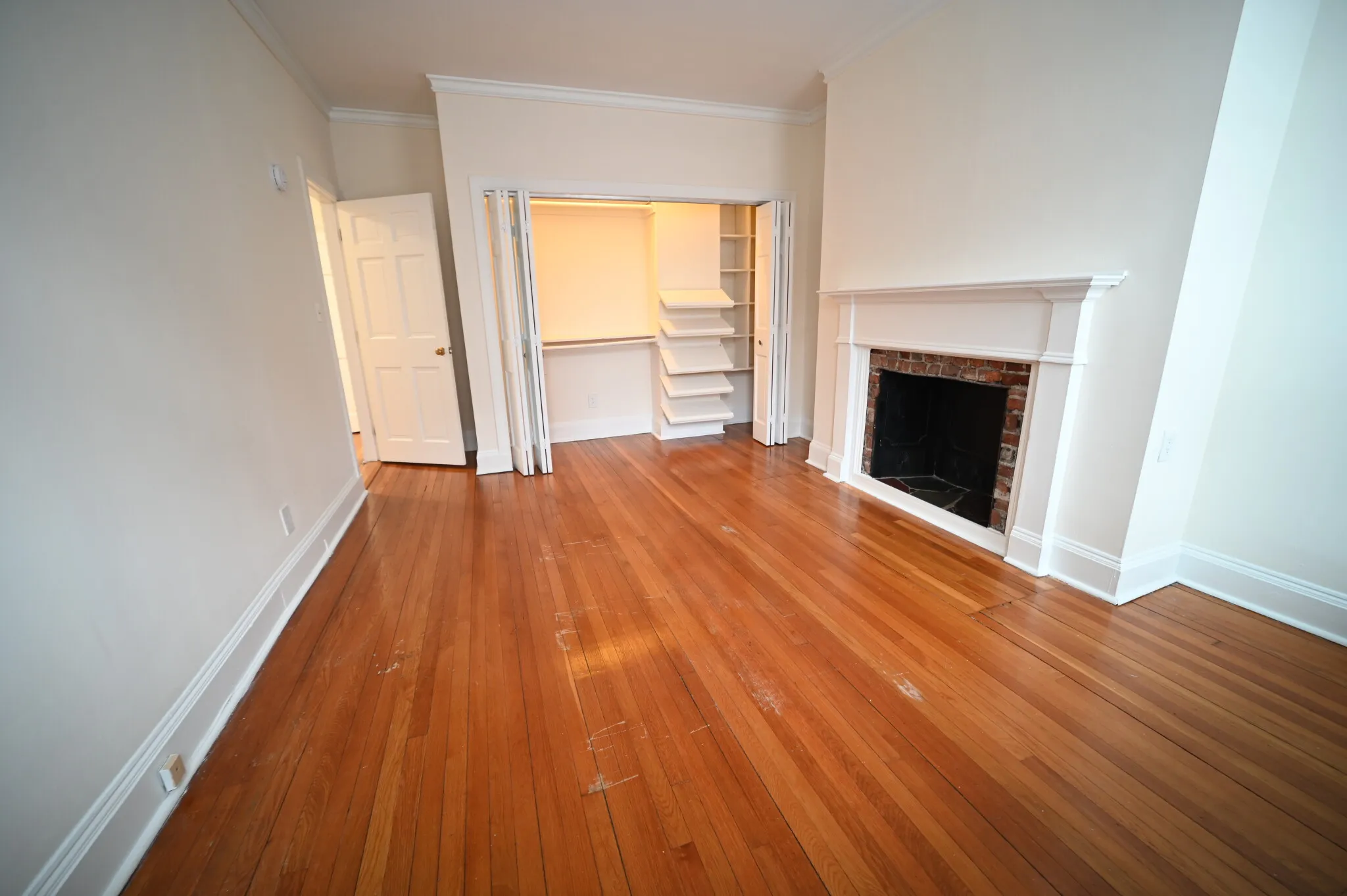 19 Green St, Coolidge Corner