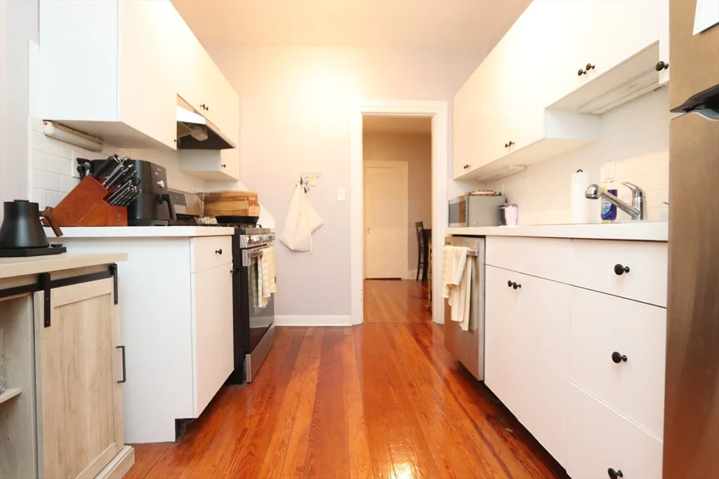 1662 Commonwealth Ave, Brighton