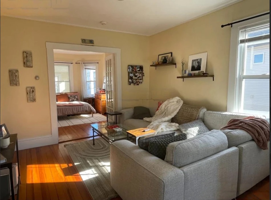 8 Bennett St, South Medford