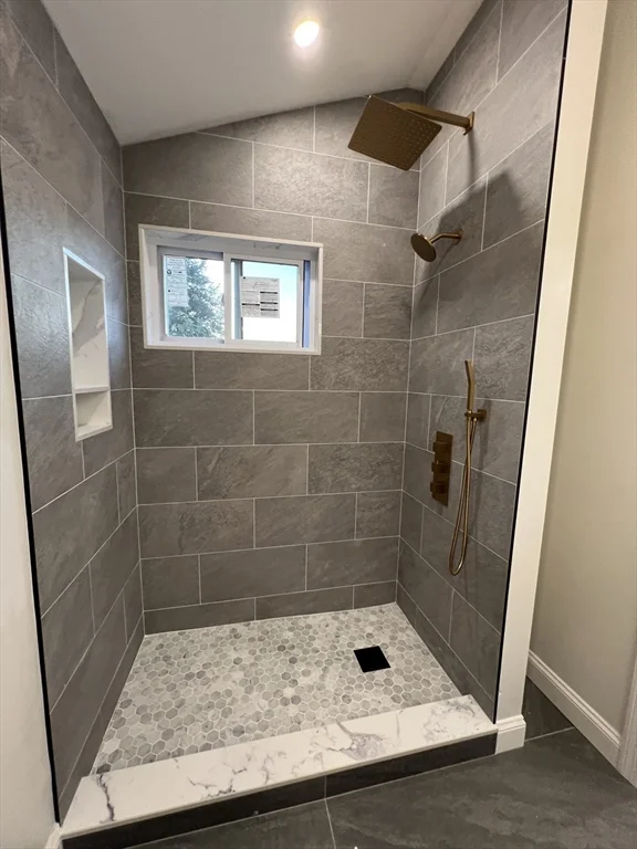 16 Harriet St, Brighton