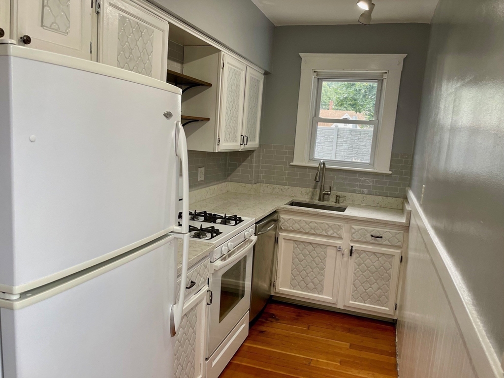 12 Wheatland, Salem