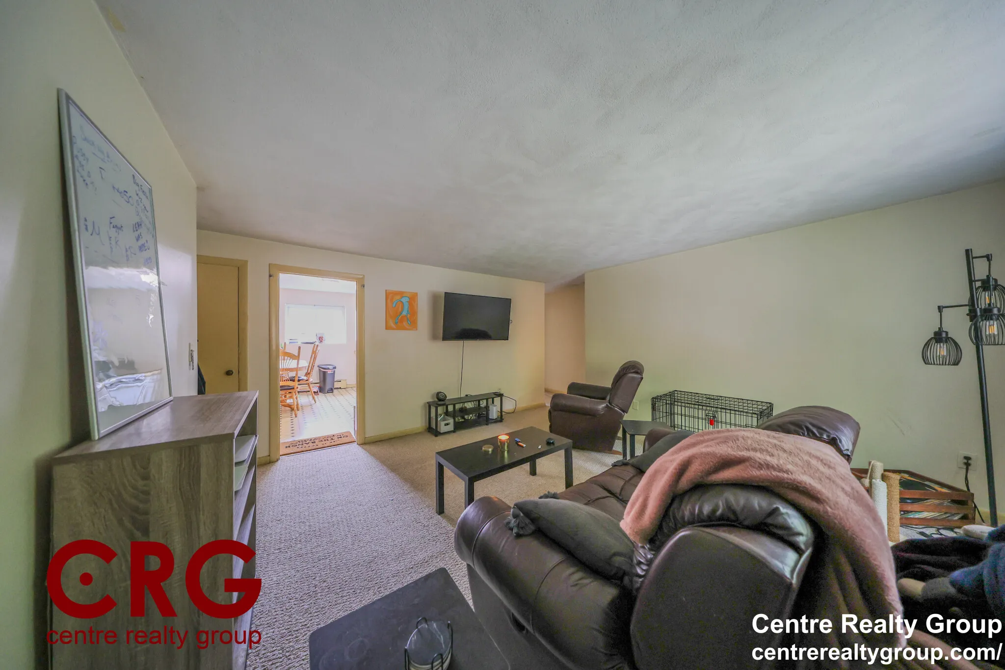 66 Bryon Rd, Chestnut Hill