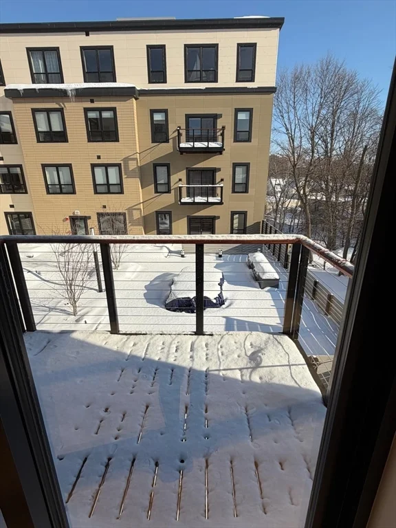 1025 Massachusetts Ave, Arlington Heights