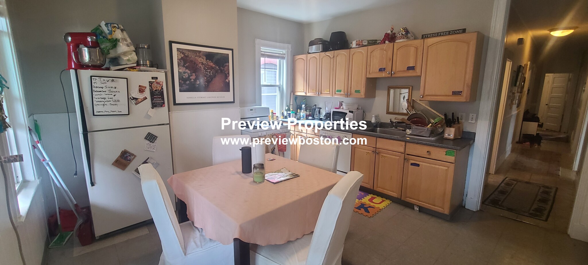 348 Faneuil St, Oak Square