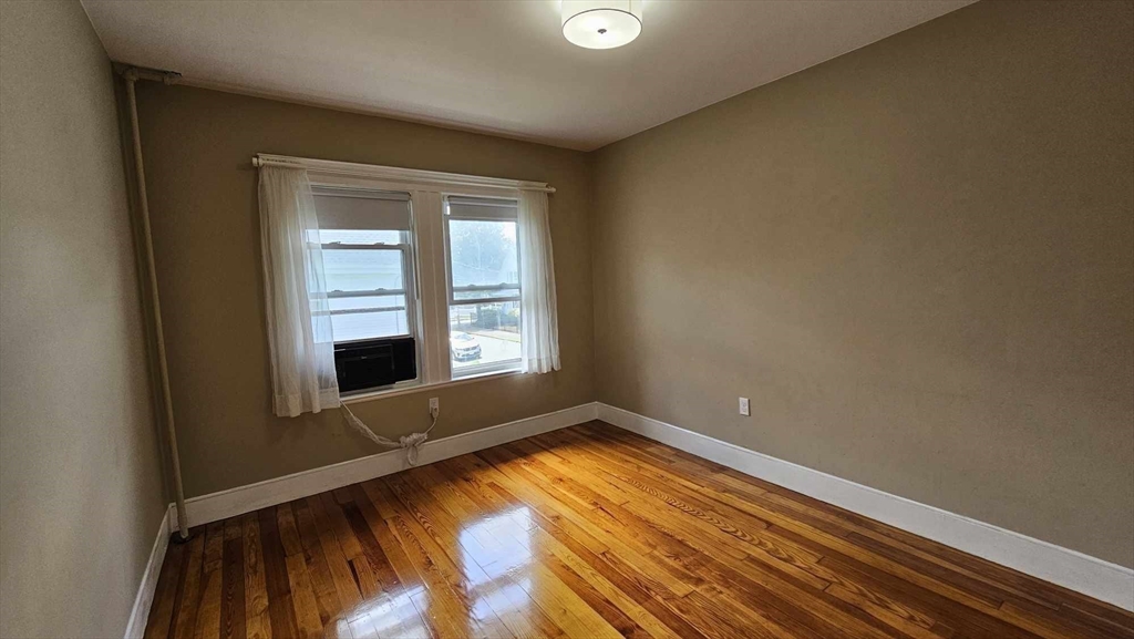 13 Beacon St, Quincy