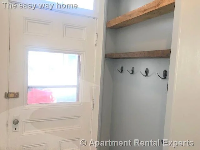 75 Kinnaird St, Central Square