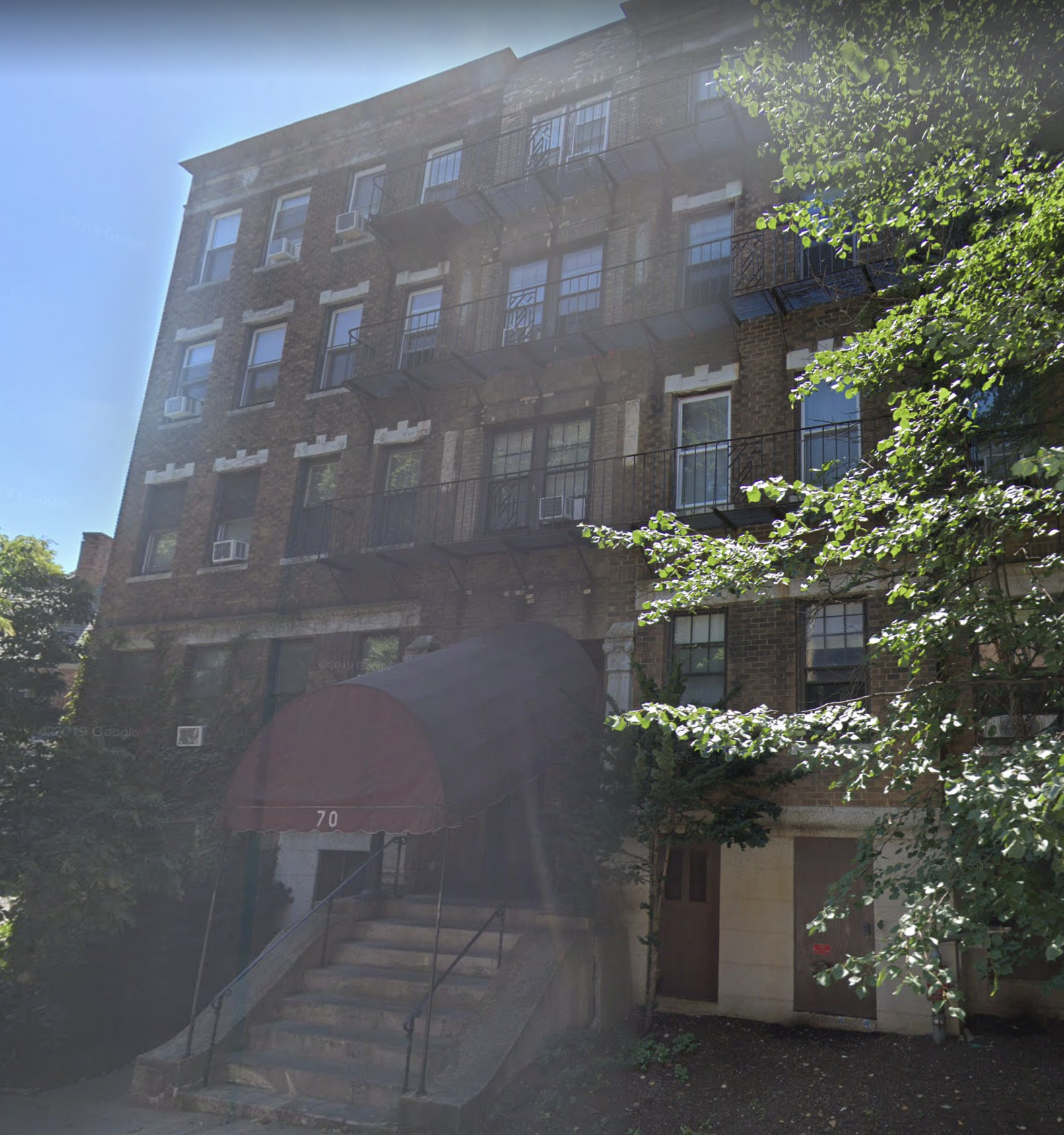 70 Strathmore Rd, Brighton