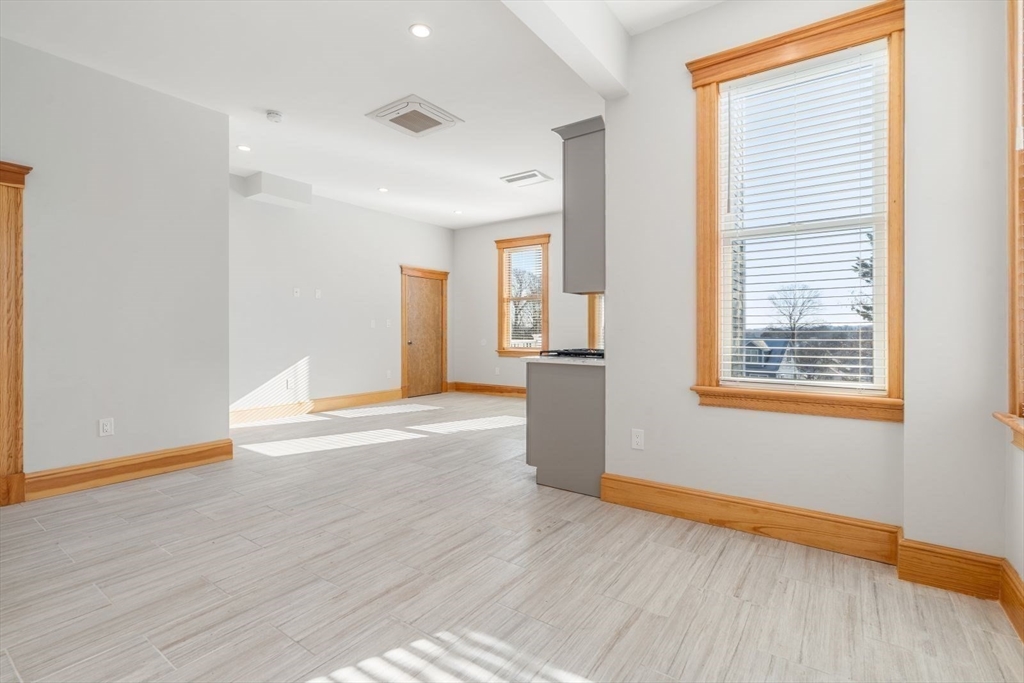 36 Westmoreland St, Dorchester