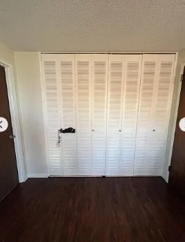 872 Massachusetts, Riverside