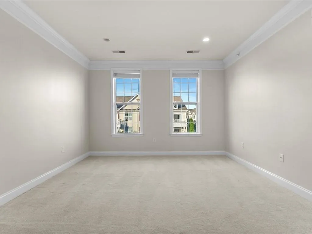 115 Corning Fairbanks, Westborough