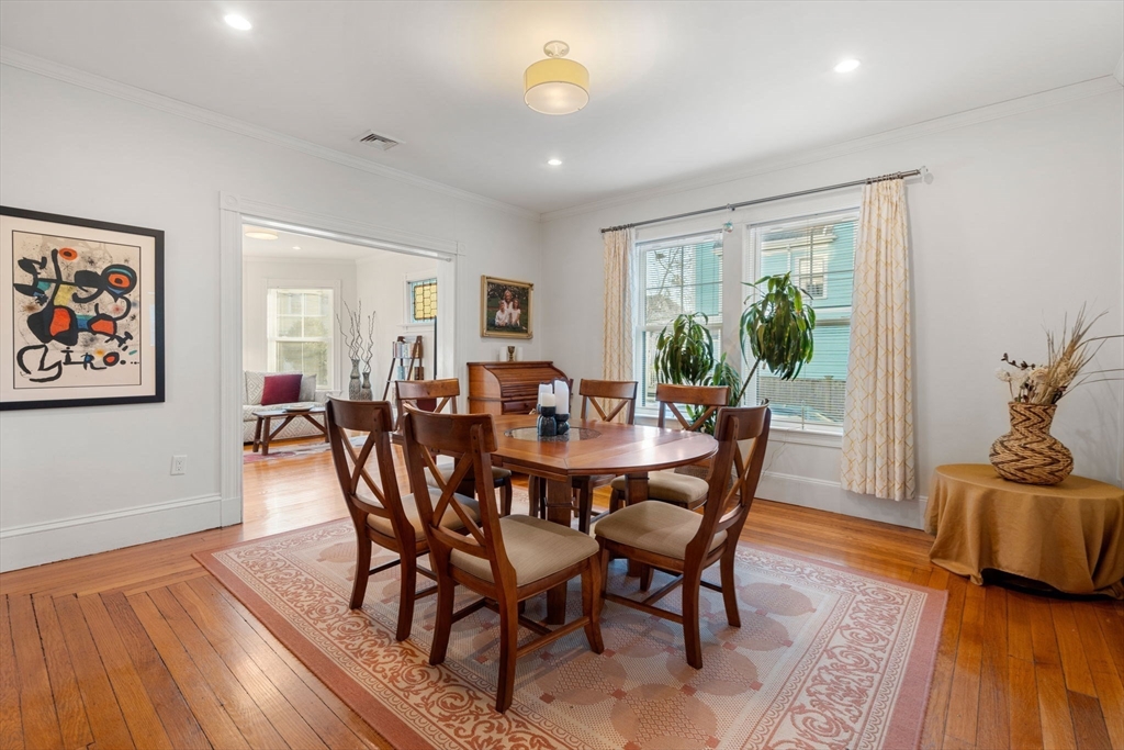 18 Wyman St, East Arlington