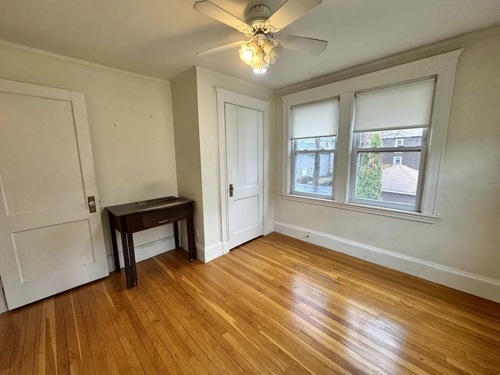 35 Flett Rd, Belmont