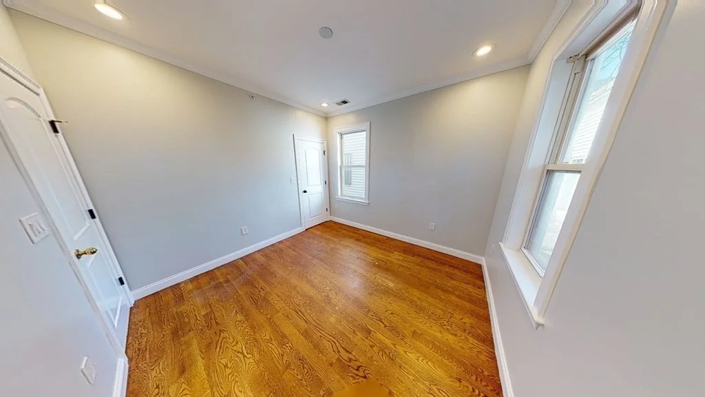 27 Chestnut Ave, Jamaica Plain