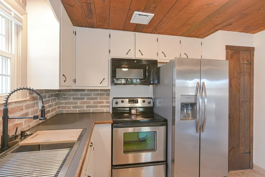 110 Oswego, Bellingham