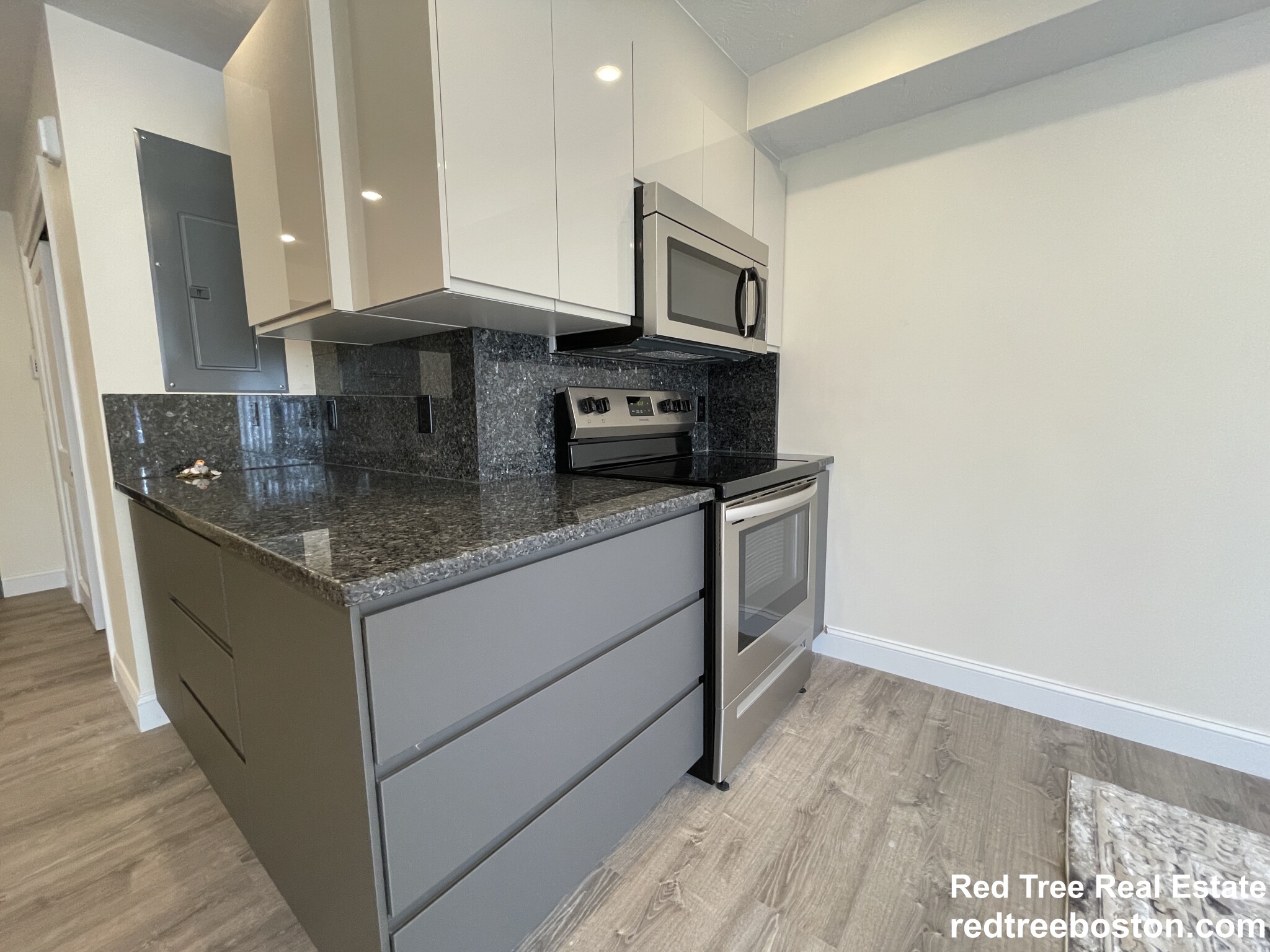 1028 Commonwealth Ave, Boston