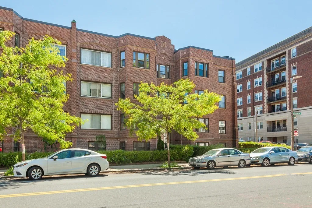 108 Washington, Brighton