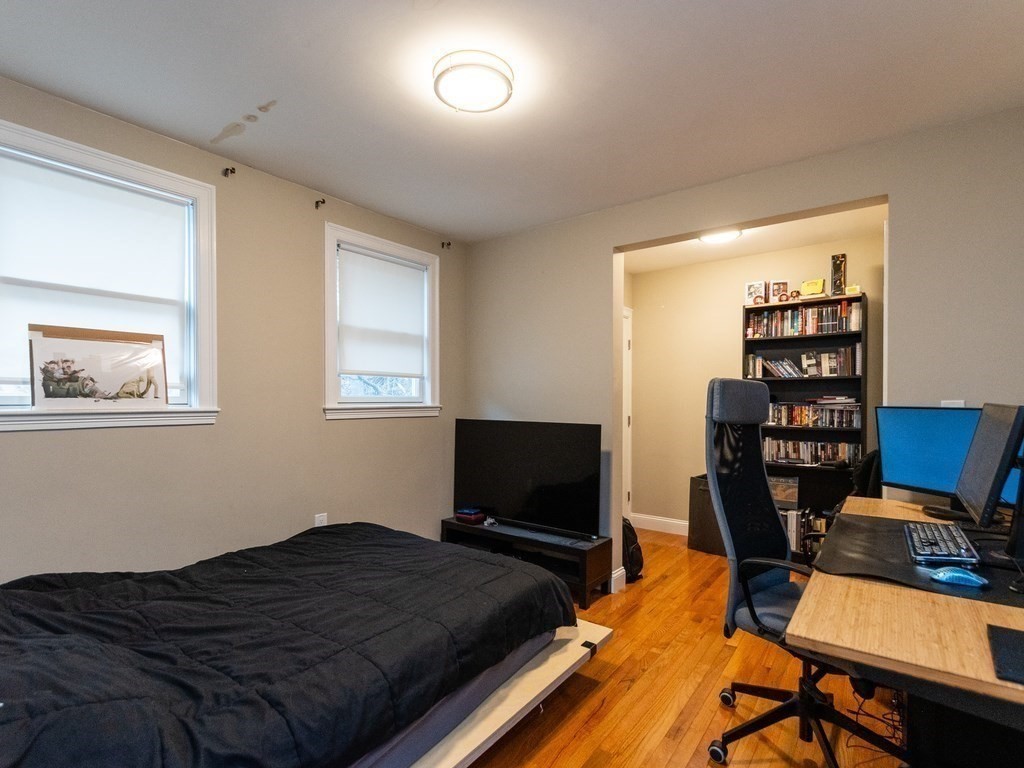 107 Kenrick St, Brighton