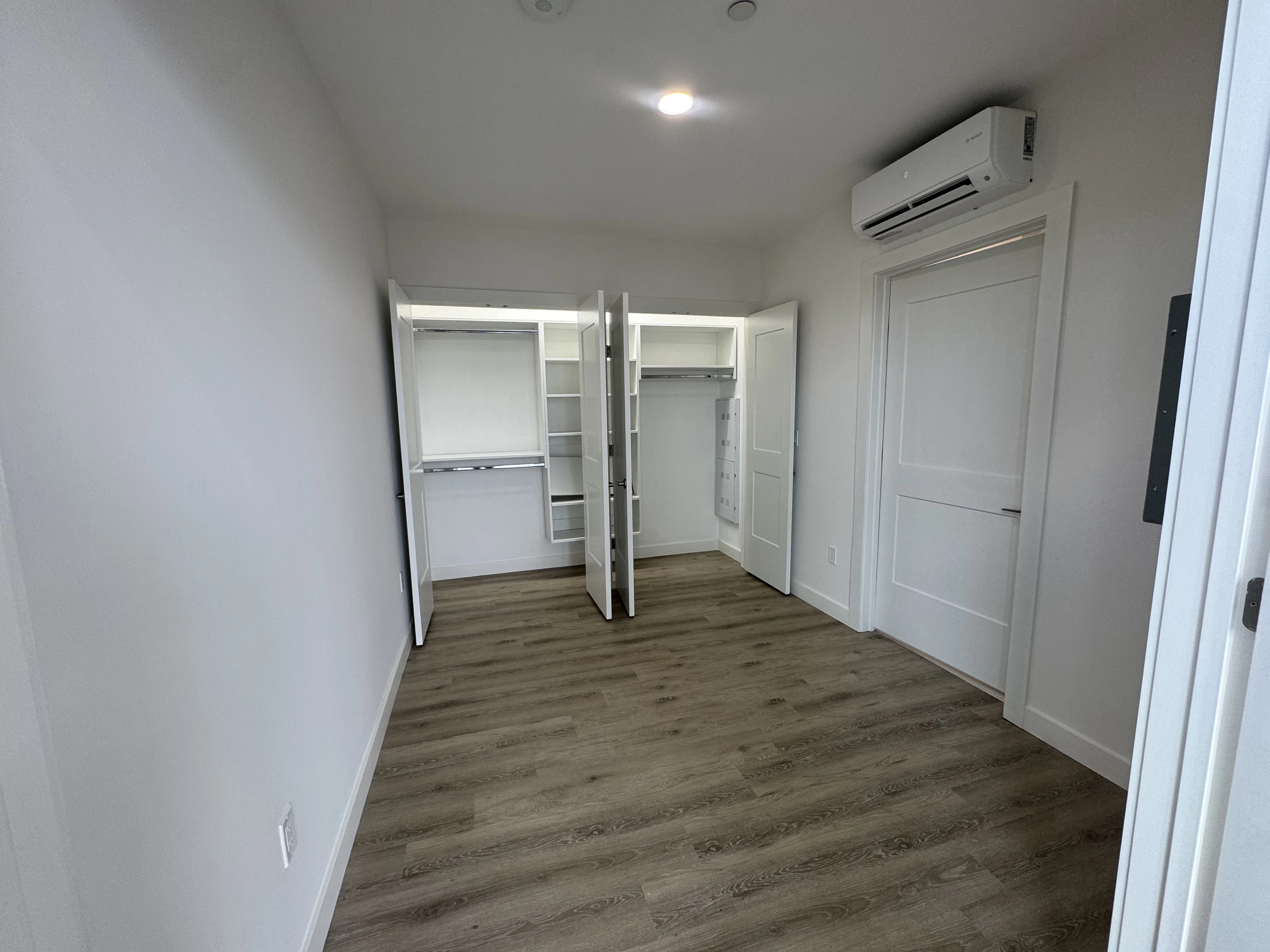 319 Broadway, Everett