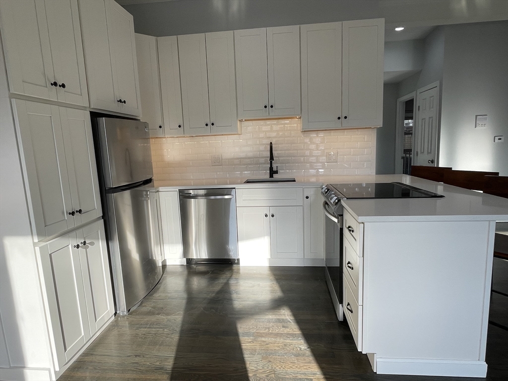 285 Dorchester St, South Boston