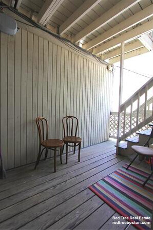 17 Perry St, Central Village