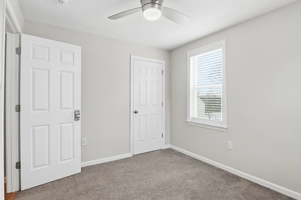 42 Catalpa Cir, Worcester