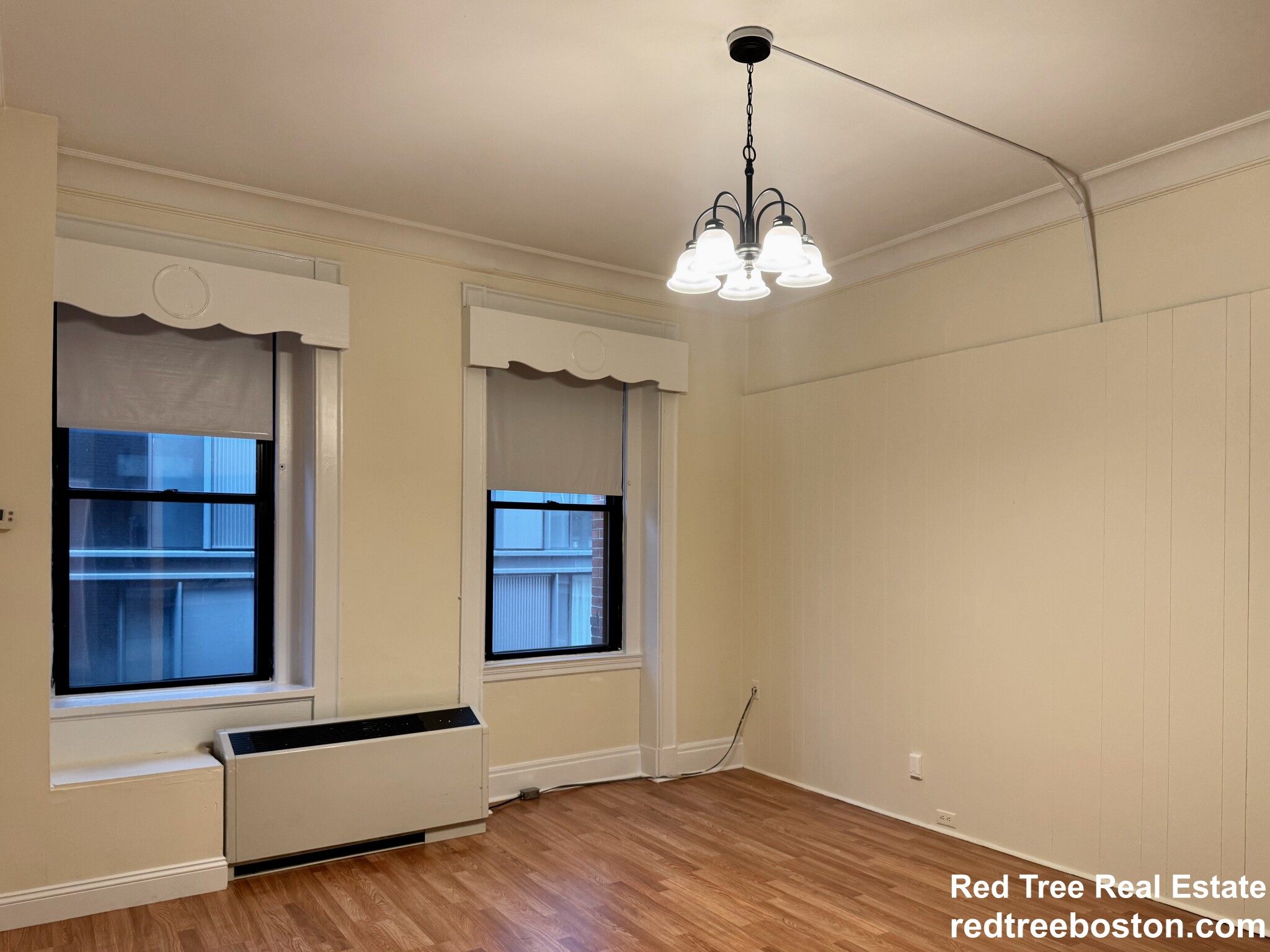 62 Boylston St, Midtown