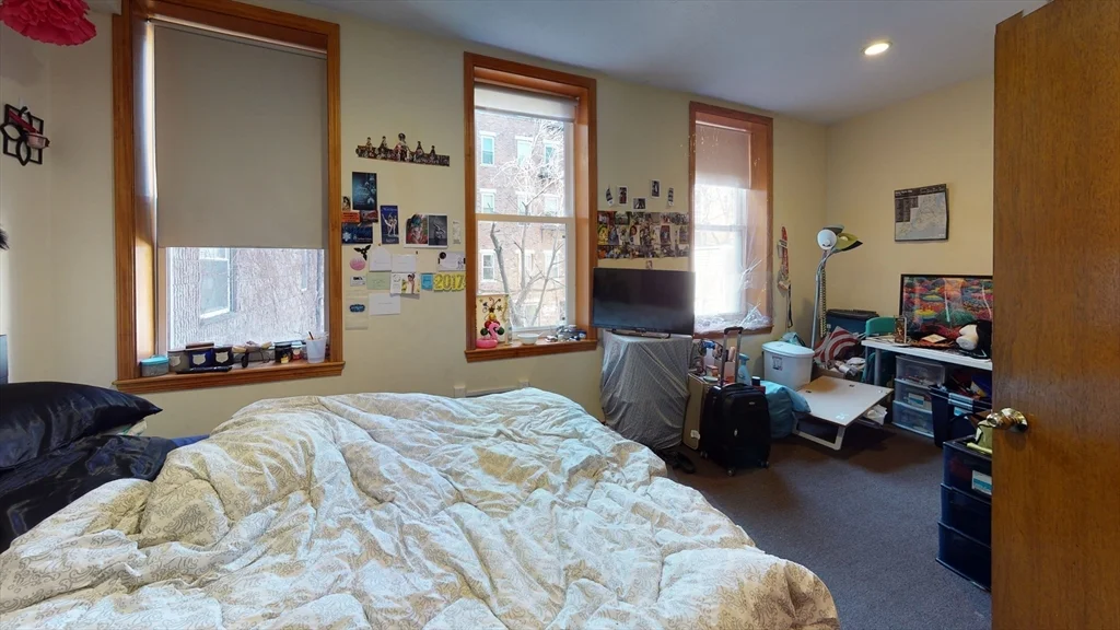 97 Hudson St, East Boston