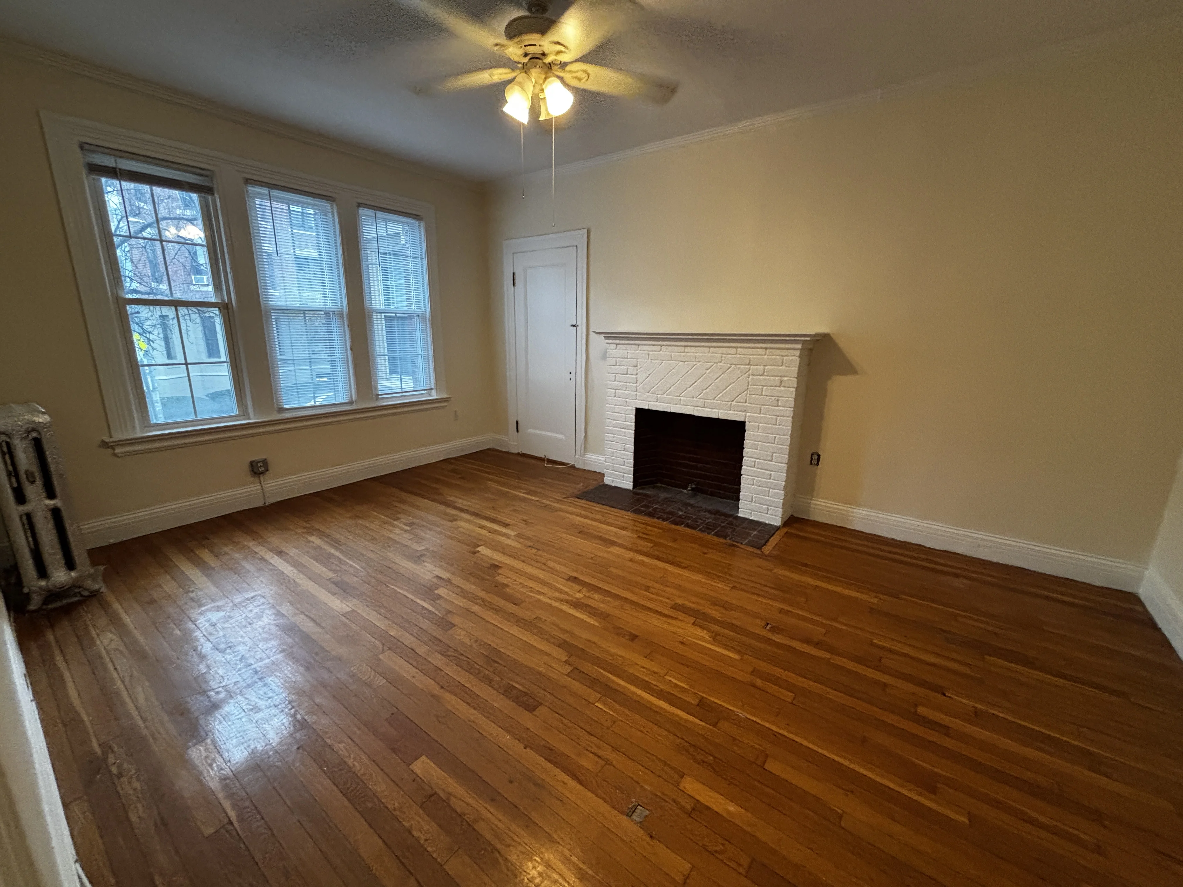 15 Glenville Ave, Allston