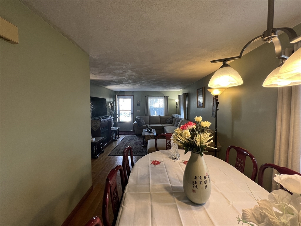 39 Plimpton Ave, Norwood