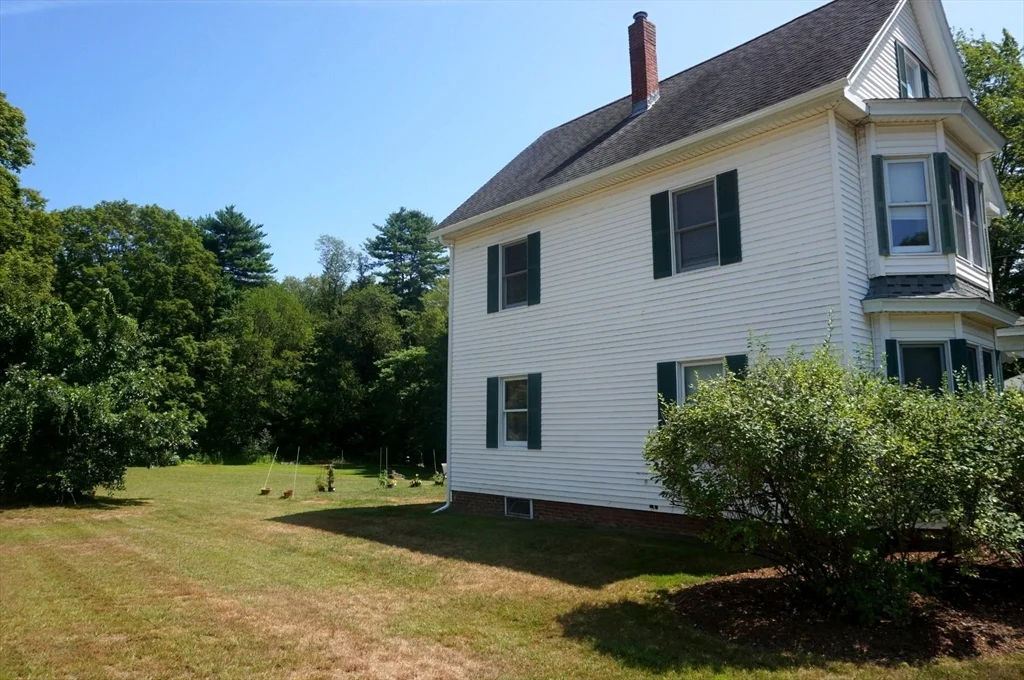 67 Mill St, Pepperell