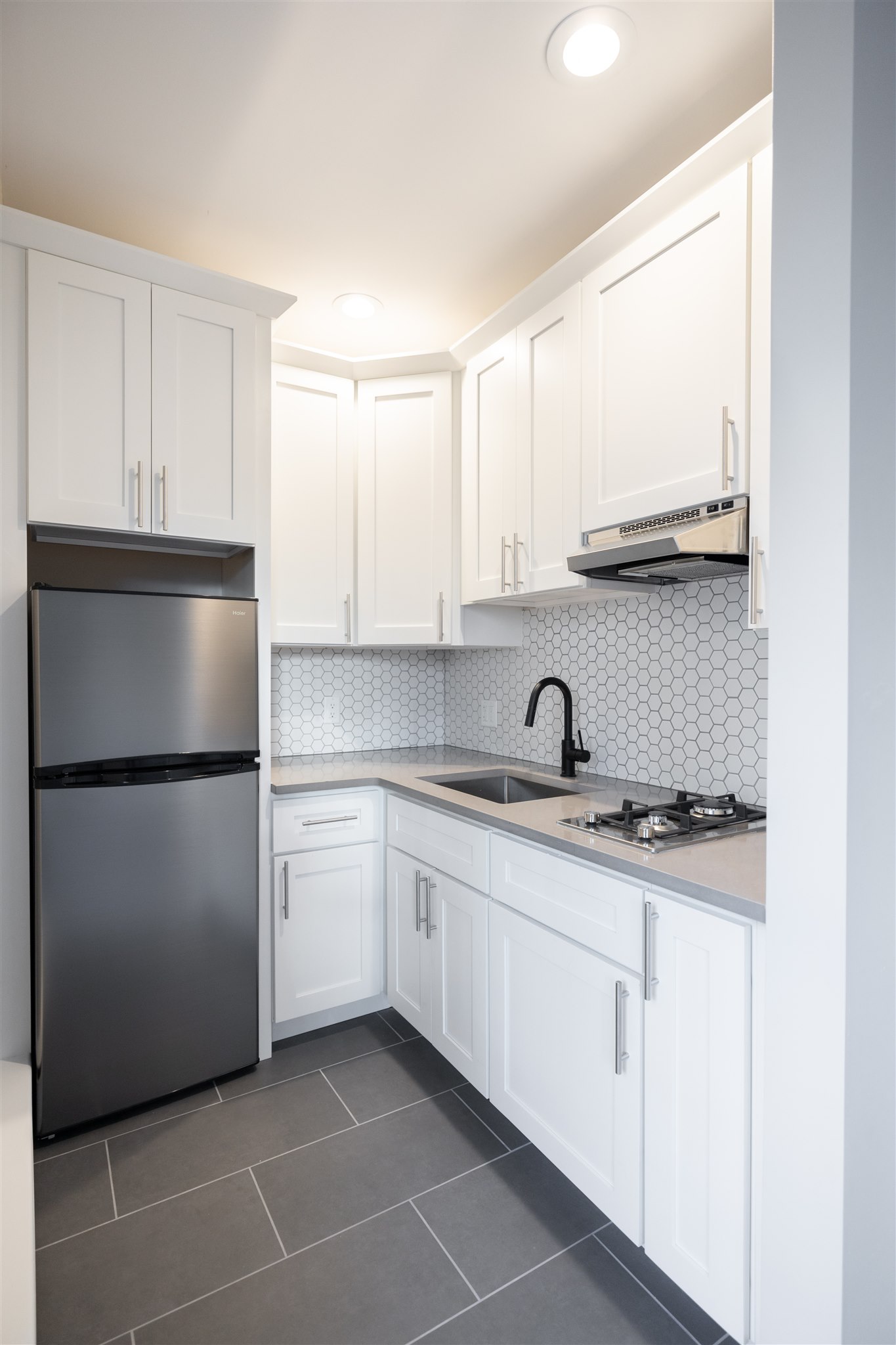 158 Saint Botolph St, Back Bay