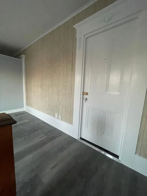 92 N Franklin St, Holbrook