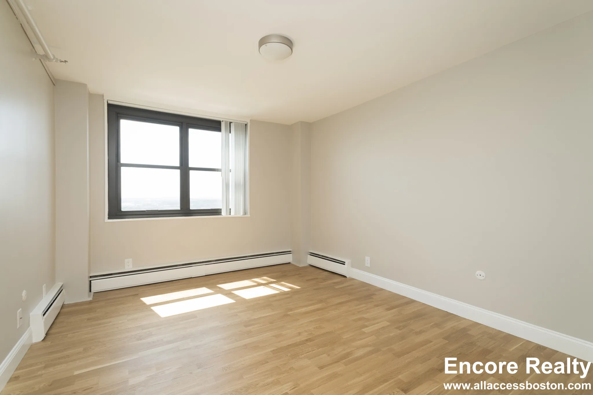 1410 Columbia Rd, South Boston