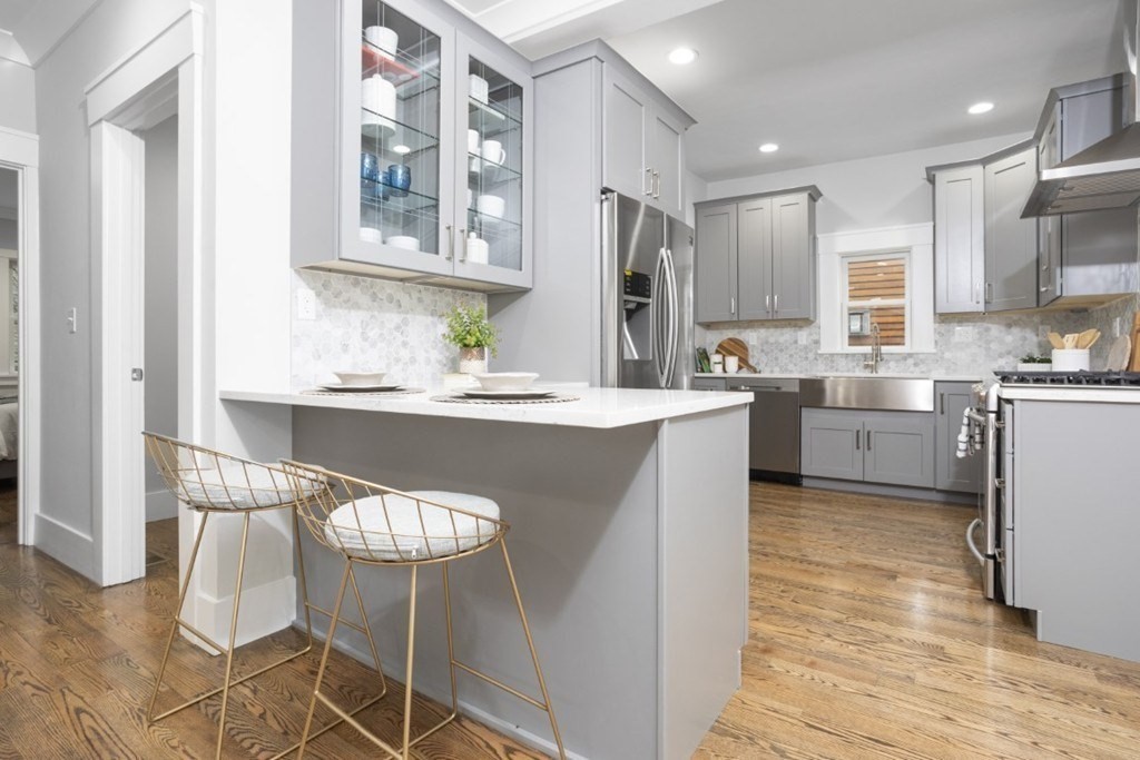 10 Grant St, Somerville