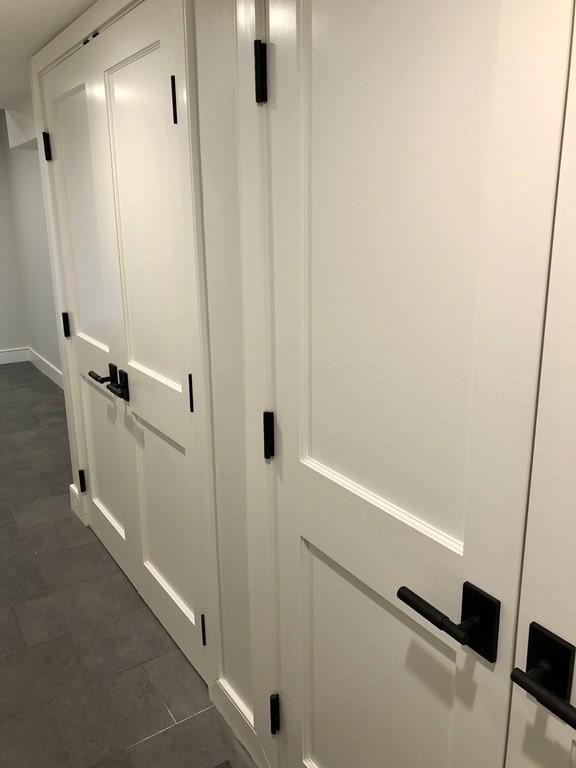 73 Chestnut St, Weston