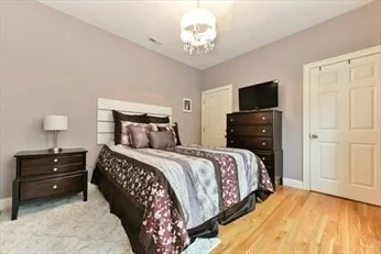 150-1/2 M St, South Boston