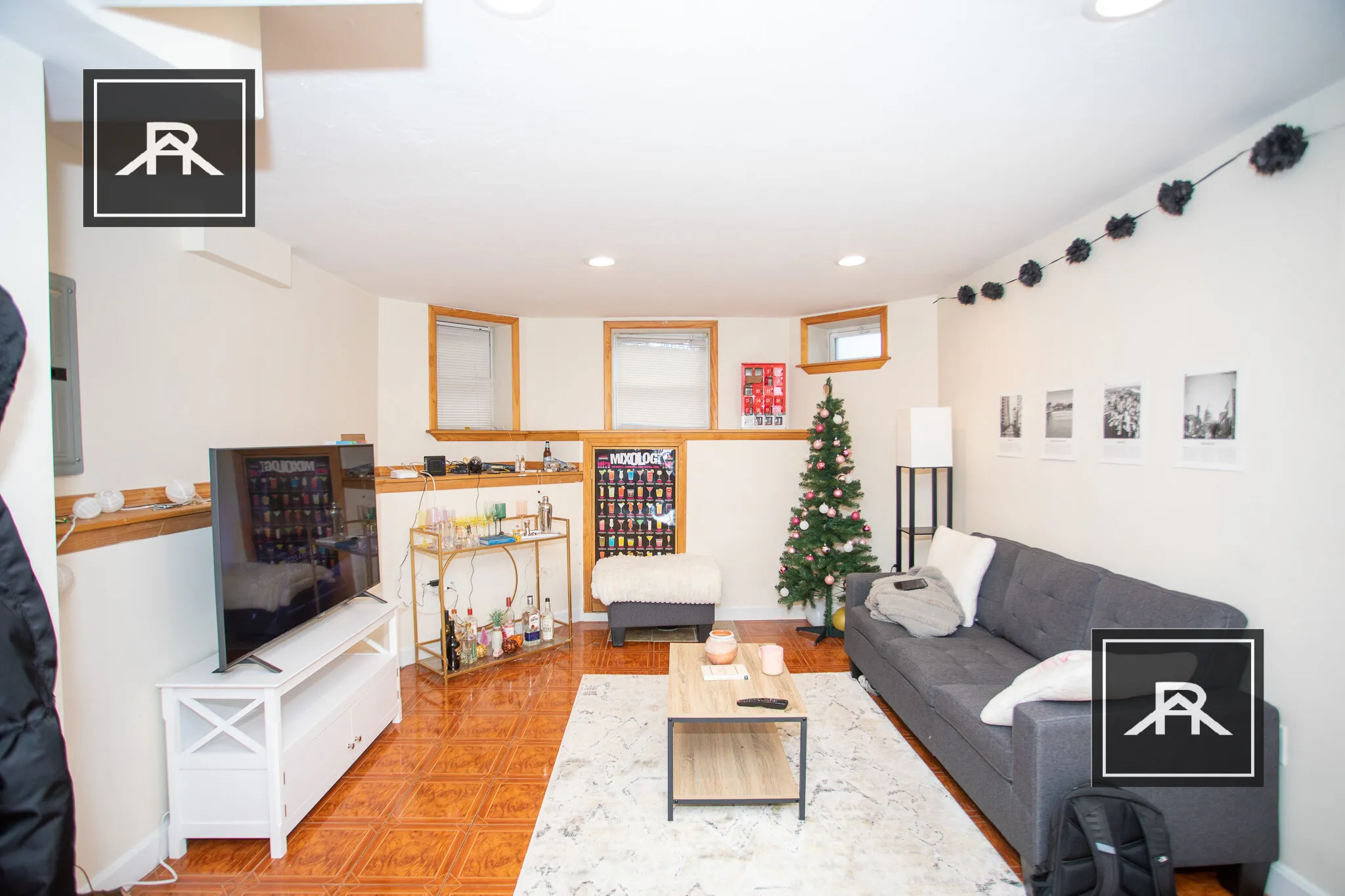 73 Thatcher St, North Brookline