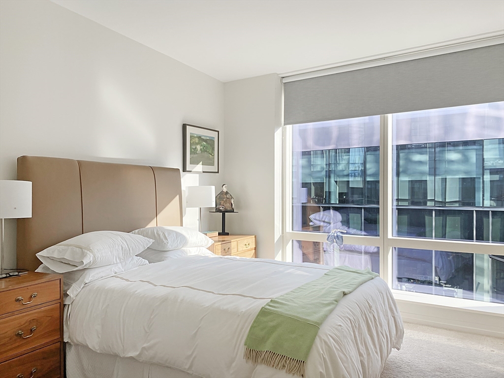 1 Franklin St, Midtown