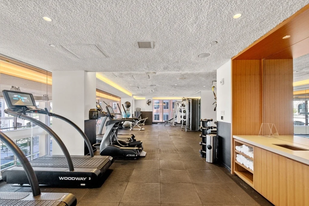 135 Seaport Boulevard, Seaport District