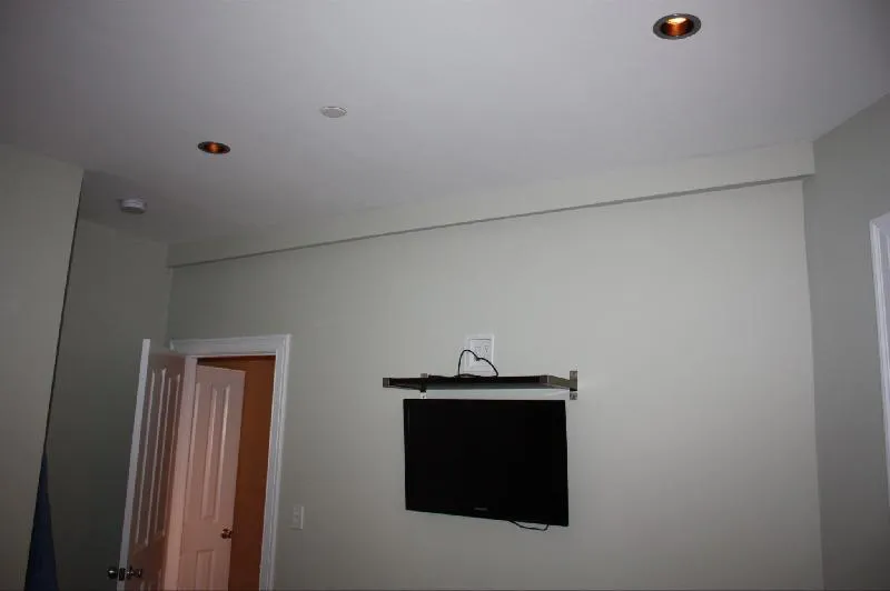 148 Hillside St, Mission Hill