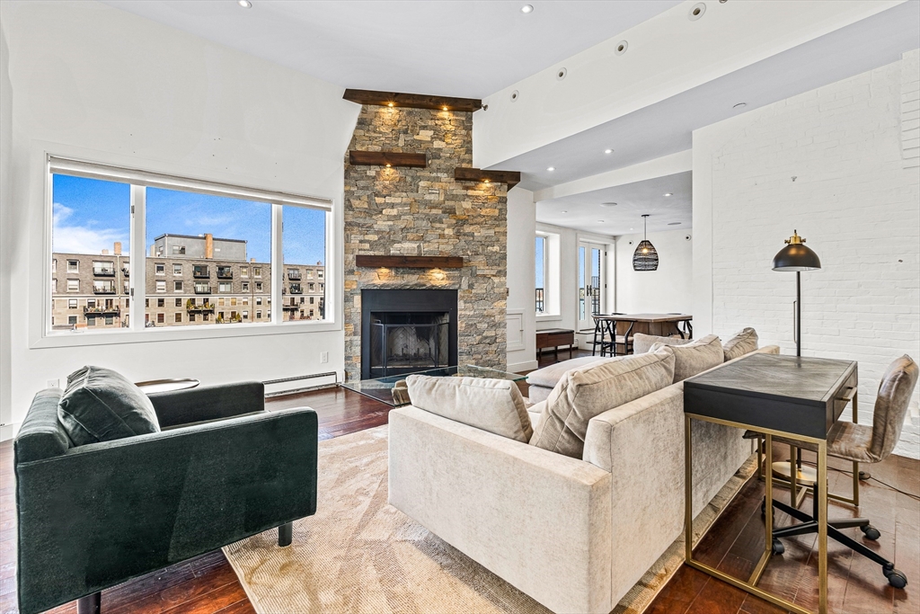 33 Commercial Wharf, Waterfront