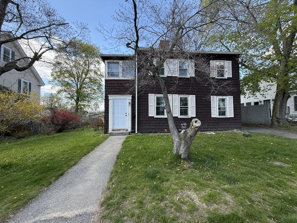 93 Friend St, Amesbury