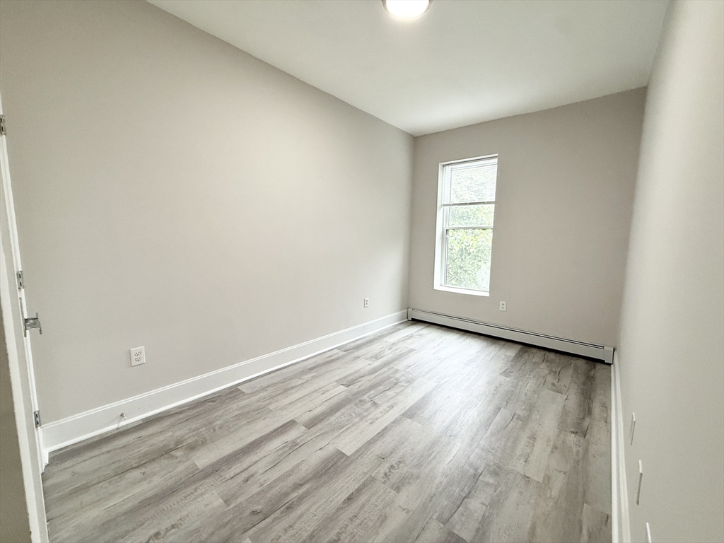 15 Ruggles St, Roxbury