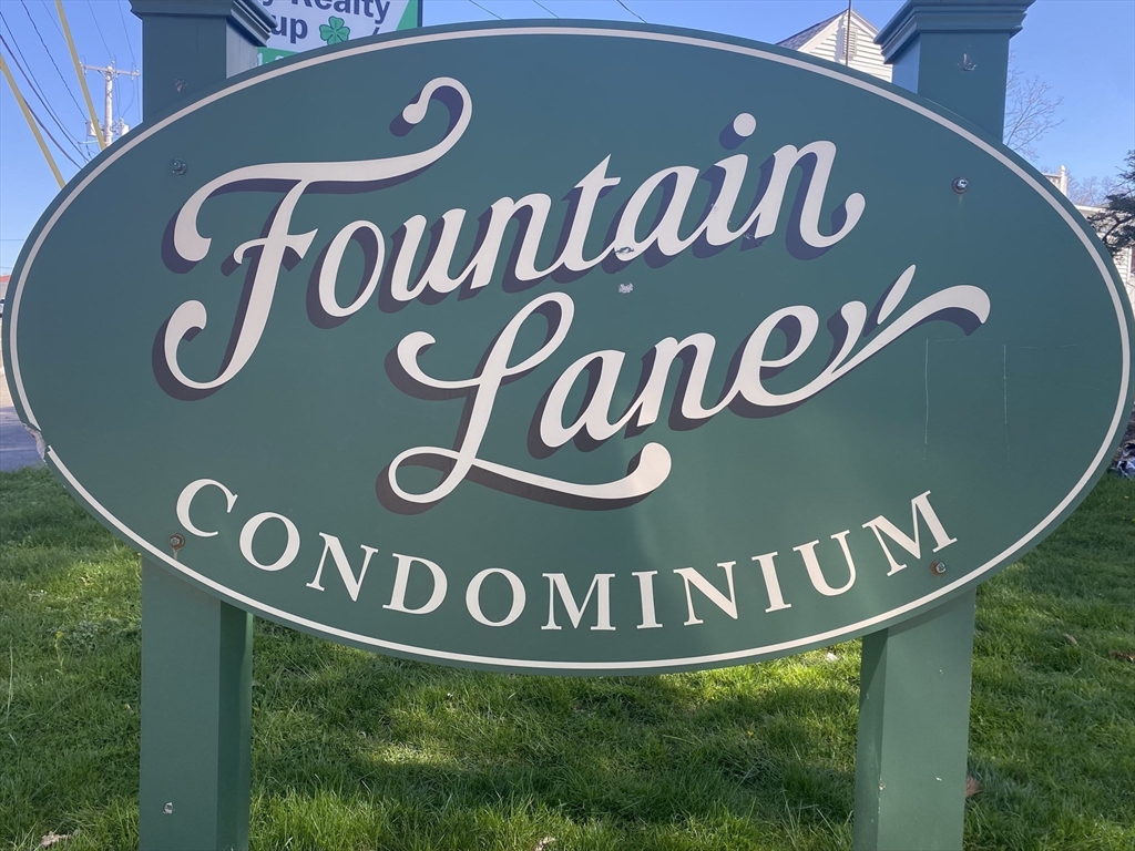 18 Fountain Ln, Weymouth