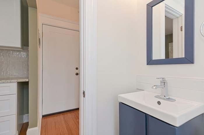 70 Strathmore Rd, Brighton