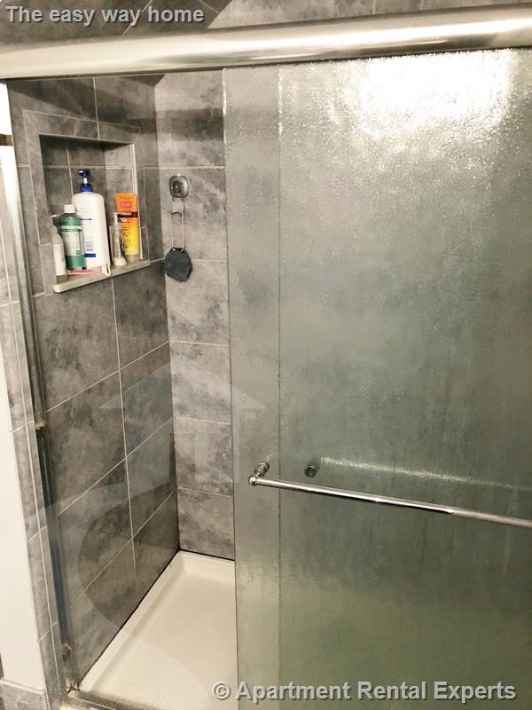 939 Broadway, Davis Square