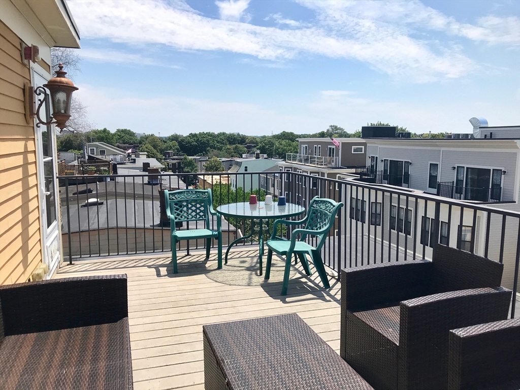 360-362 Dorchester St, South Boston