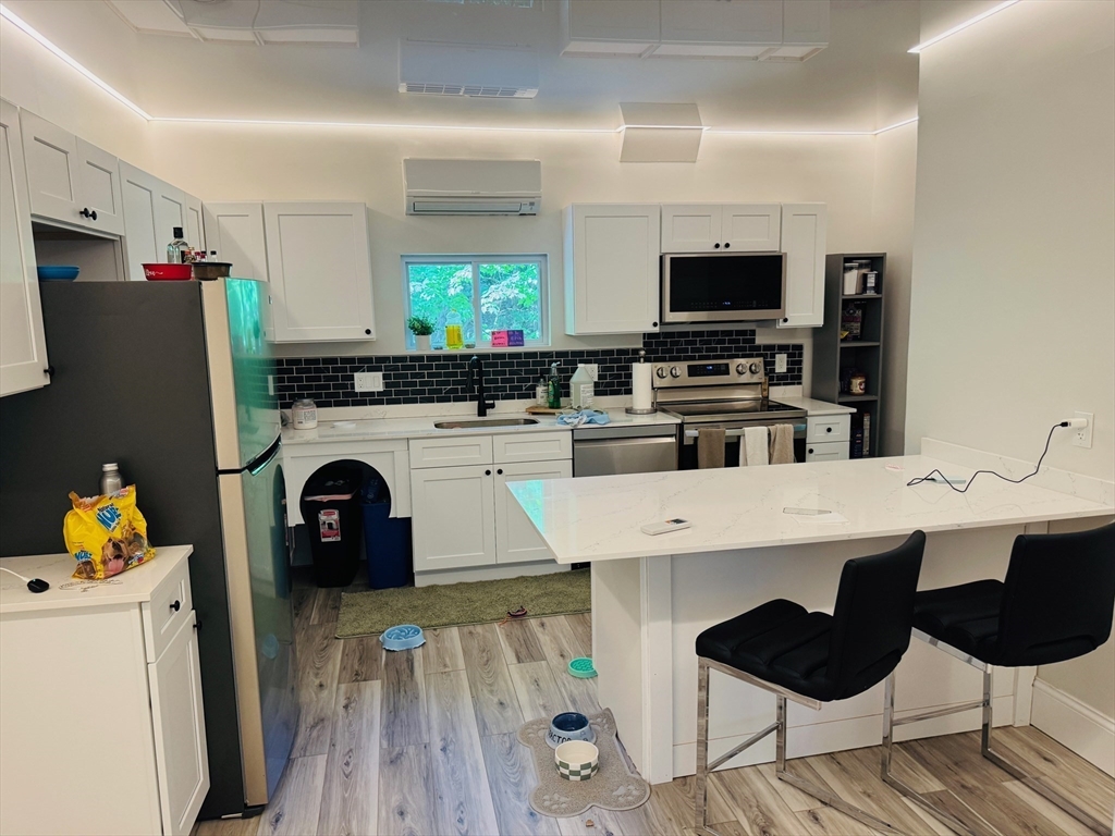 136 Academy Hill Rd, Brighton